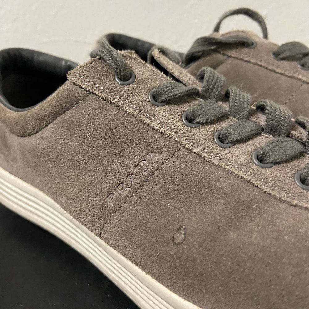 Prada 4E2336 Grey Suede Designer Sneakers Casua Shoes Size 8.5 Vintage Y2K 2000s - Picture 5 of 15